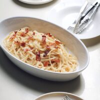 pasta dish on white ceramic bowl